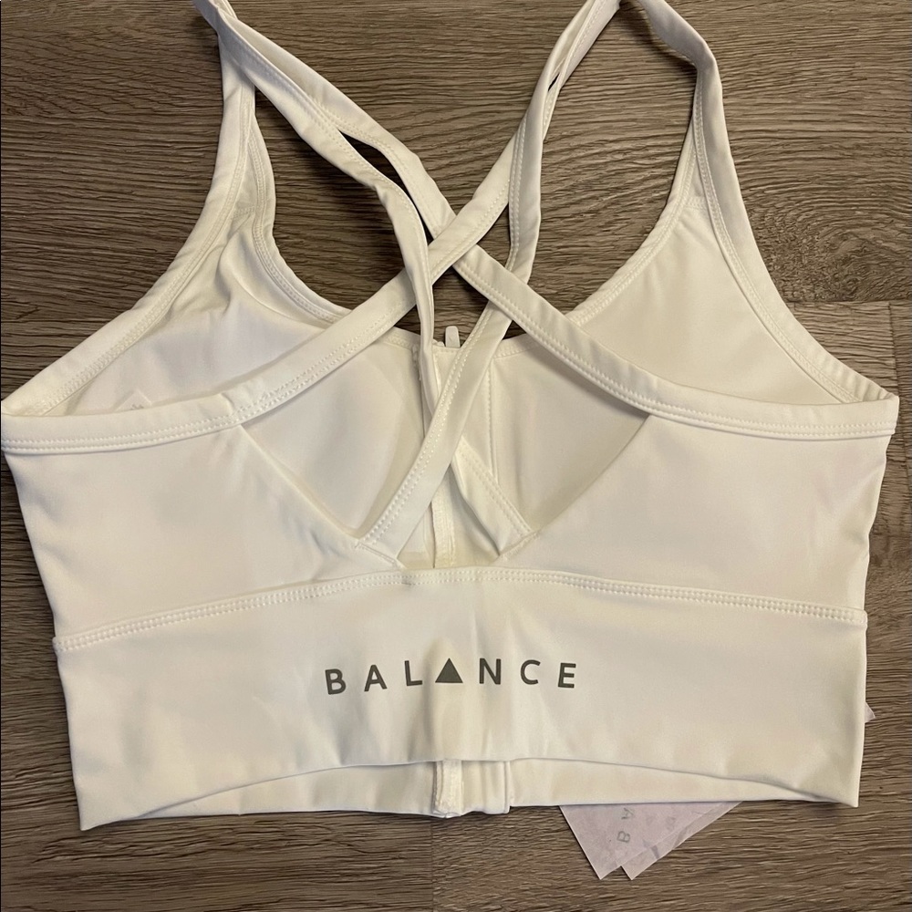 NWT Balance Athletica Lux Revive Bra in Cloud, size S